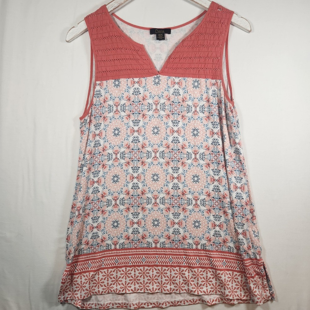 Dalia Womens Medallion Print Sleeveless Tank Top Coral Blue Smocked Yoke Medium